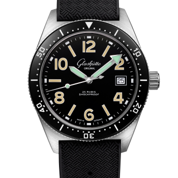 02_Front_SeaQ_1969_rubber_black
